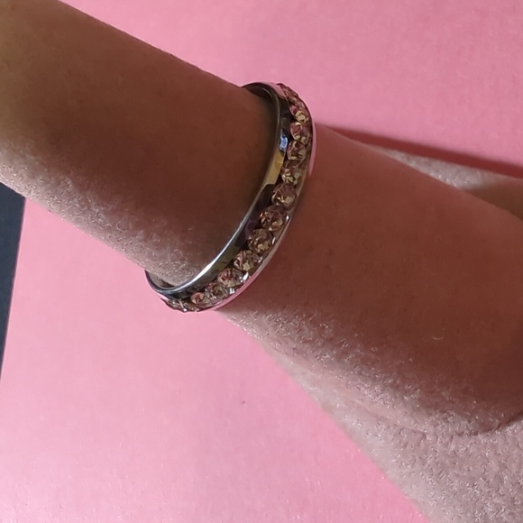 Channel Set Titanium Band Ring w/clear CZ  All The Way Around Size 8 NWT - Picture 6 of 16